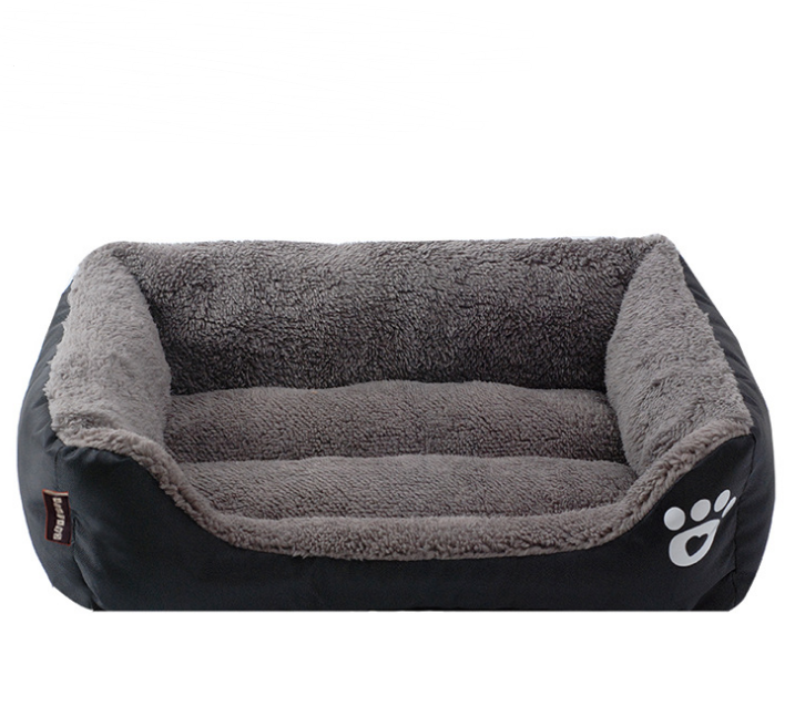 Warm Nest For Pets In Winter - Comfortable Bed For Pet